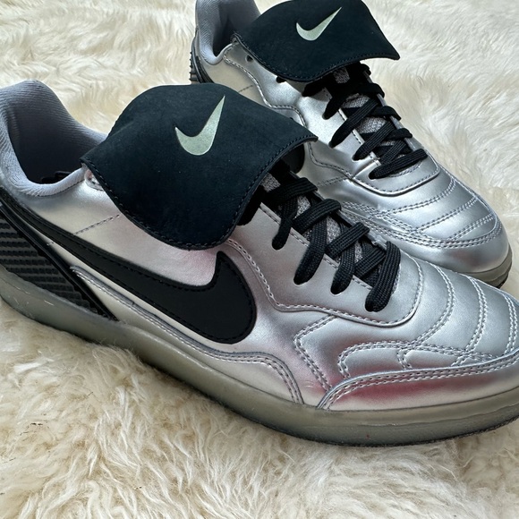 NIKE NSW TIEMPO 94 DLX QS 779519 001 - Picture 2 of 7